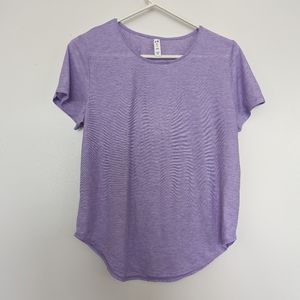 Under Armour Women's Crew Neck Athletic T-Shirt, size S